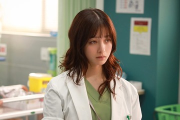 「天久鷹央の推理カルテ」初回 人気声優登場で“W鷹央”共演「胸アツ」「すごすぎる」と反響 画像