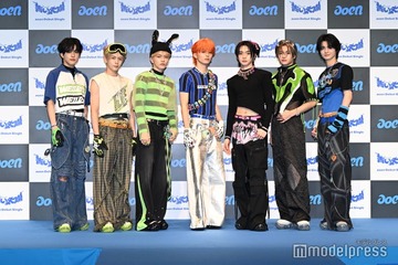 HYBE発・新J-POPグループ「aoen（アオエン）」デビュー発表記者会見に登場 ブルーカーペットでヨーヨー披露【メンバー紹介】 画像