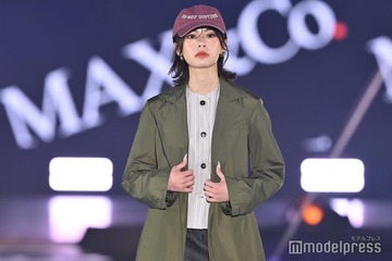 安斉星来、ミニスカから美脚スラリ クールなオーラ漂う【GirlsAward 2025SS】 画像