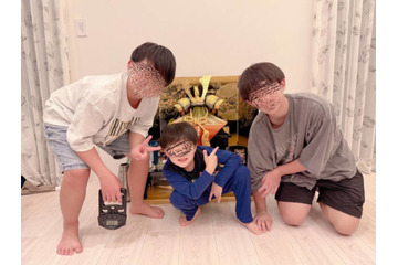 辻希美、三兄弟でパシャリ！“こどもの日”SHOT公開「子ども達にはそれぞれの欲しい物を プレゼント」 画像