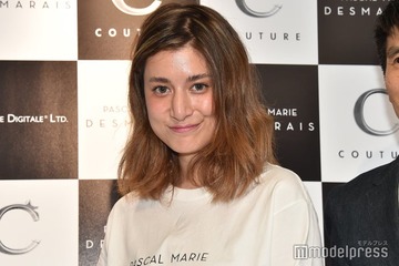 マリエ、娘を抱きしめる親子ショット披露「髪型も一緒で可愛い」「表情豊かで天使みたい」の声 画像