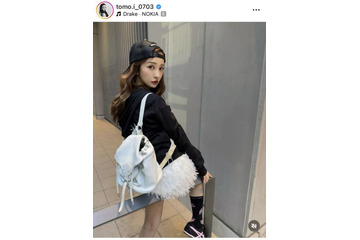 板野友美、美脚の“クロムハーツ”コーデにファンうっとり「足ほっそおおお」「めちゃ綺麗」 画像