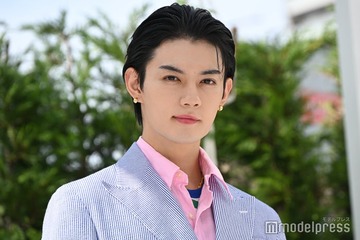 佐野勇斗、オールバックで雰囲気ガラリ インスピレーションを受けている“存在”明かす【ラルフ ローレン ザ ハンプトンズ ガーデン】 画像