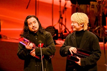 最多7冠のCreepy Nuts・R-指定「喜びを伝えたい相手は？」に回答 DJ松永から即ツッコまれ「やり直してもいい？」【MUSIC AWARDS JAPAN】 画像