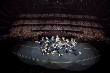 INI、横浜公演で“胡麻団子ポーズ”炸裂 藤牧京介ツッコミ「食うなって言われてたよな？」【XQUARE】 画像