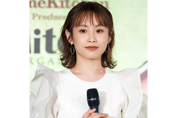 高橋愛「めちゃよかった」と絶賛♪1枚でOKな“カップ付き”Tシャツ 画像