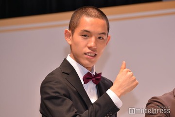 四千頭身・都築、モヒカンヘアで印象ガラリ「攻めてる」「別人級」の声 画像