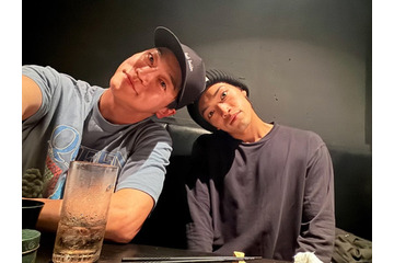 おばたのお兄さん、timelesz原嘉孝との再会SHOTに「リアル兄弟にしか見えない！」「やっぱり似てるー！」 画像