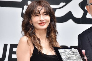 長谷川京子、肉料理弁当に絶賛の声「栄養満点」「美味しそう」 画像