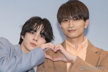 宇佐卓真「怒りながらキス」平野宏周とのシーンで感じた大変さ 平野は「されることが多くて上手くなってる」【被写界深度】 画像