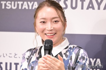 加藤綾菜、6kg減量成功「絶対無理だった」オフショル着用ショットに反響「努力がすごい」「ますます美しくなってる」 画像