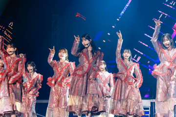 櫻坂46、“史上最少人数”BACKSメンバーの魅力が爆発！夏の暑さにも負けないパワフルなステージを展開 画像