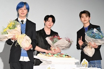 Mrs. GREEN APPLE、サプライズに驚き 一度限りのイベントで祝福の声飛ぶ 画像