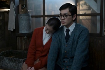 朝ドラ「あんぱん」のぶ（今田美桜）＆嵩（北村匠海）、星空の下で初キス「初々しい」「耳まで真っ赤」と反響続々 画像