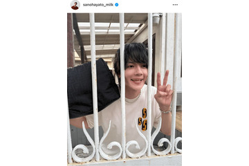 「彼氏感強すぎる」佐野勇斗、FENDIを着こなす自然体SHOTにファン胸キュン「ほんとにかわいい」 画像