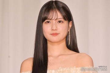元乃木坂46中村麗乃、オフショルコーデで糸島観光「いい笑顔」「海がお似合い」の声 画像