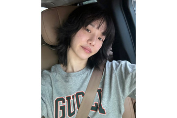 「イカゲーム」出演女優、レオタード姿のバレエショット「ポーズ綺麗」「美脚」と反響 画像