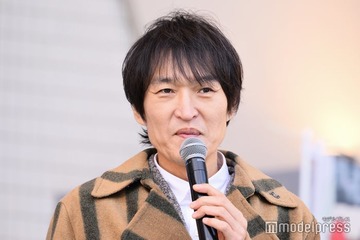 千原ジュニア、妻のために人生初の新車を納車「奥様思いで素敵」「カッコいい」の声 画像