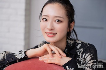 ミス東大・神谷明采「15年ぶり逆上がり」ミニワンピでの挑戦に「際どい」「可愛い一面」の声 画像