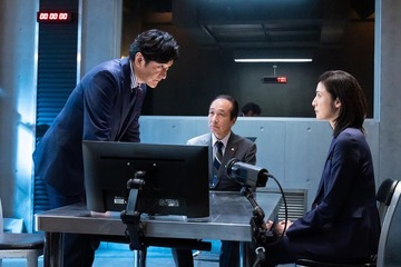 天海祐希、石丸幹二と対決 大幅改稿・再撮影経て進化した劇場版「緊急取調室」予告＆場面写真初解禁 画像