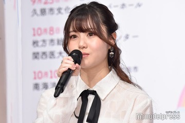 乃木坂46伊藤理々杏、美肩チラリ ノースリ×ミニ丈姿に「破壊力すごい」「可愛すぎる」ファン悶絶 画像