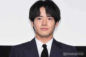 赤楚衛二は「すごく礼儀正しくて」共演女優が気遣い絶賛【近畿地方のある場所について】 画像