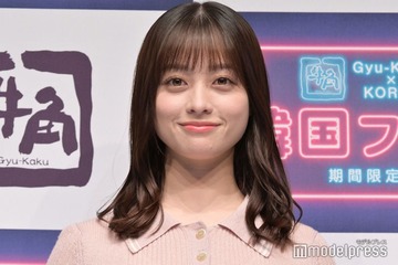 橋本環奈、膝上ミニワンピで美脚スラリ「全てが憧れ」「さすがの着こなし」と反響 画像