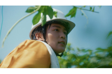 Snow Man目黒蓮、“レアな姿”で新CM出演 ホップ収穫に人生初挑戦 画像
