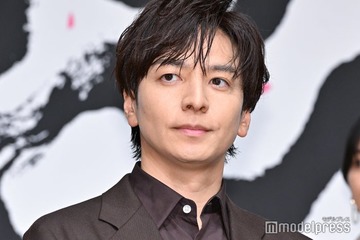 大河「べらぼう」生田斗真、物乞い姿の別人級オフショットに「ギャップすごい」「気付かなかった」と反響続々 画像