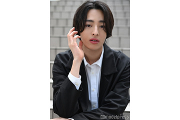 「ジュノンボーイ」谷原七音、水沢林太郎&野村康太の存在の大きさ「誰よりもこれから一緒に頑張っていく仲間」救われたエピソード&初対面明かす【「奪い愛、真夏」インタビュー後編】 画像