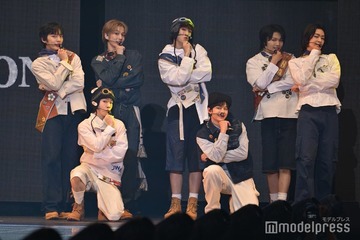 26年1月期TBS金曜ドラマ抜擢のNAZE「TGC」で堂々初ステージ飾る 元気いっぱいに“恋ダンス”も【TGC2025A/W】 画像