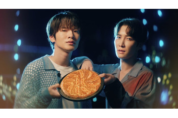 Snow Man深澤辰哉＆渡辺翔太、新CMで“うっとり”初体験 定番餃子は「ラウールみたい」 画像