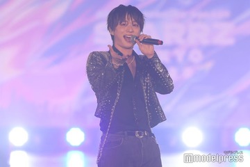 福本大晴“投げキス”振りまきアイドルらしさ全開 新曲初披露＆トラブルも華麗に対応【STARRZ TOKYO 2025】 画像