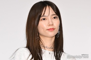 島崎遥香、タンクトップ姿で万博“大本命”パビリオンへ「ポーズ可愛い」「楽しんでるの伝わる」の声 画像
