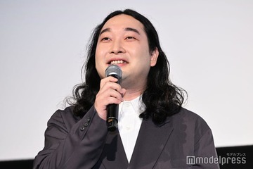 かが屋・賀屋「同級生＆同じ大学出身」五輪金メダリストとの2ショットに反響「すごい縁」 画像