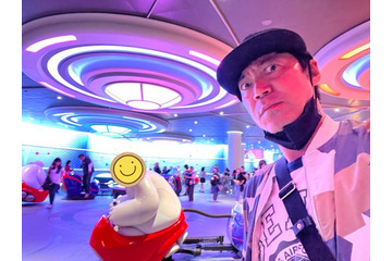 東貴博、10歳長女らとハロウィン仕様のディズニー満喫も…複雑な親心「行くのはあと数回だね」 画像