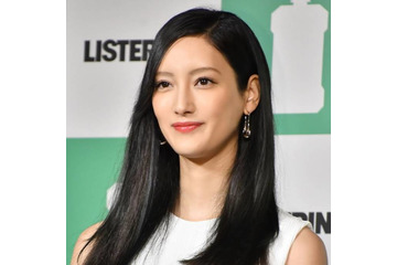 菜々緒、最近はジム通いでボディメイク「腕とかだと20キロぐらいのものを引いたり…」 画像