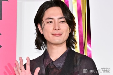 間宮祥太朗、アイドル誌撮影で困惑した過去 WEST.重岡大毅のフォローに「ちょっと恥ずかしかった」 画像