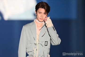 M!LK山中柔太朗、レースチョーカーで上品な魅力 素肌ジャケットで色気放出【TGC北九州2025】 画像