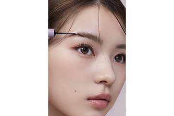 mude.、眉メイクの新定番『インスパイアスキニーブロウカラ』が発売開始 画像
