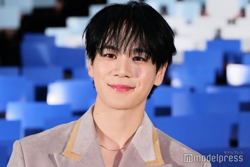 JO1豆原一成、舞台挨拶前日に染髪で“初出し” 共演者をエスコート「集大成をお見せできるように」【富士山と、コーヒーと、しあわせの数式】 画像