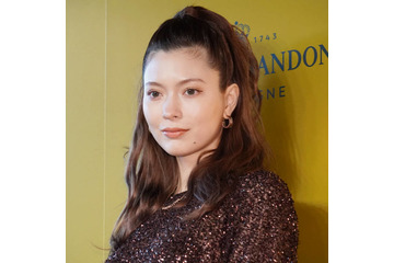 八木アリサ「何度もリピート」自然で上品な仕上がり！リピ使いベースメイクアイテム 画像