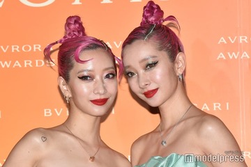 AMIAYA・AMI、イケメン夫＆0歳息子との顔出し家族ショットに「幸せいっぱい」「癒やされる」と反響 画像