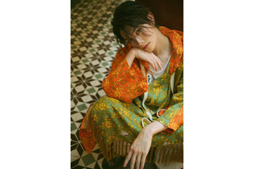 増子敦貴、色鮮やかな衣装を着こなす美麗SHOT披露！まるでアート作品のようなカレンダー発売決定 画像
