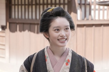 トキ役・高石あかり、“顔が似てきている気がする”共演者とは？素の自分と曖昧になる瞬間も明かす【「ばけばけ」インタビュー】 画像