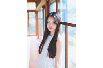 櫻坂46四期生・浅井恋乃未、ノースリーブ姿で透明感放つ「週プレ」登場 画像