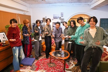 timelesz、人気芸人に“際どいイタズラ”仕掛ける モノマネ＆変顔披露も？ 画像