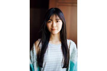 櫻坂46四期生・山川宇衣、大人びた表情で魅了「いろいろな表情が作れるようになってきたかな」 画像