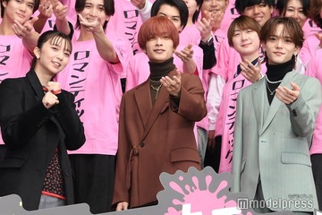 上白石萌歌＆なにわ男子・高橋恭平＆FANTASTICS中島颯太、日曜の渋谷にゲリラ降臨 不在のINI木村柾哉はパネルで登場「パンプアップしてくる」【ロマンティック・キラー】 画像