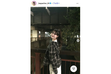 美人インフルエンサー、ミニスカコーデで紅葉満喫「センス最強」「脚長い」の声 画像